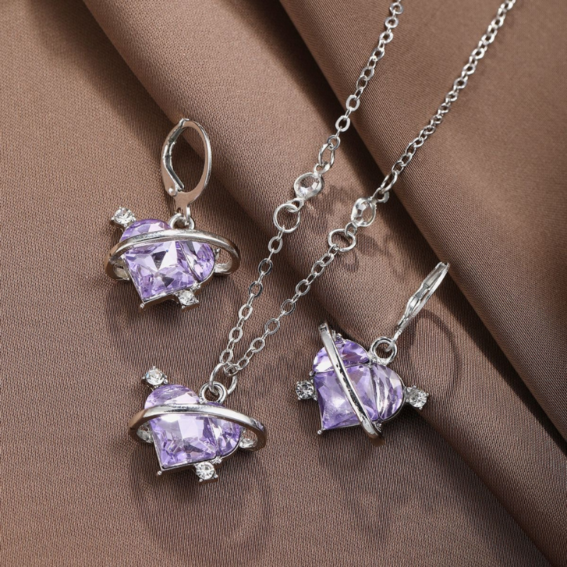 Amethyst Heart Pendant Necklace for Love and Protection