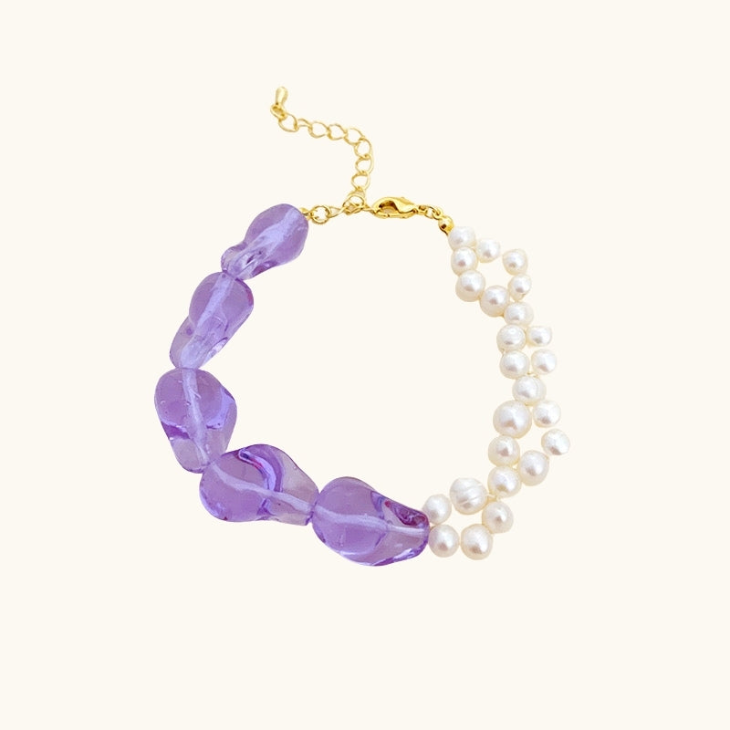 Hand-Made Pearl Bracelet with Featuring Stone